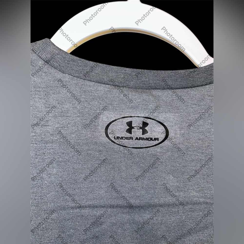 Under Armour Gray Short Sleeve Tee with Bull Logo | Dwayne Johnson Collaboration - Picture 6 of 12